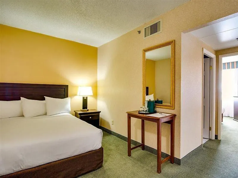 Sawridge Inn And Conference Centre Edmonton South